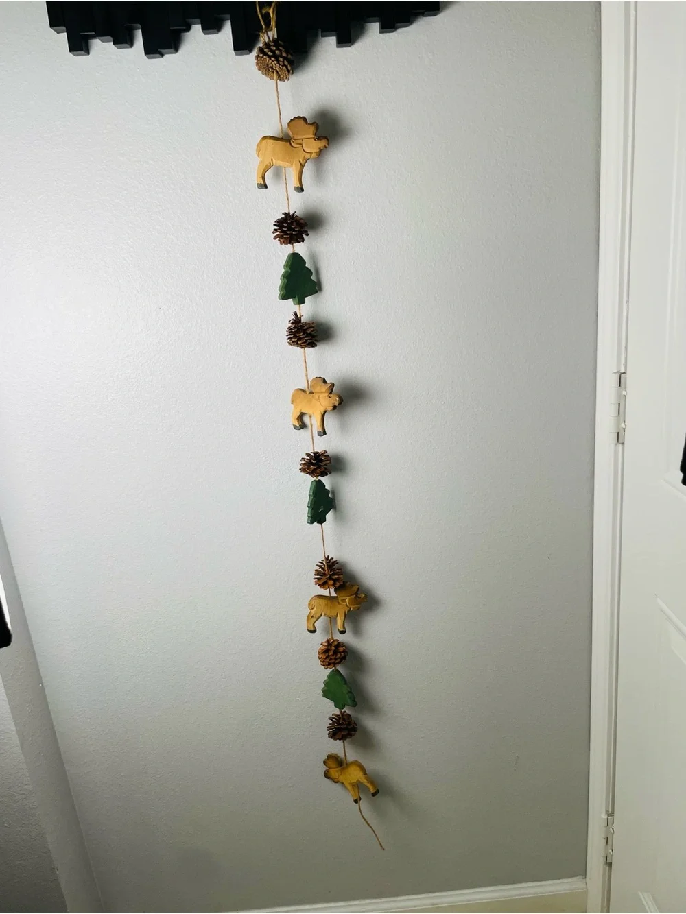 Handcrafted Moose & Pine Tree Holiday Garland - Rustic Home Holiday Decor 4Ft
